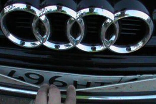 За разворот на переходе оштрафовали жительницу Воронежа на Audi Q3