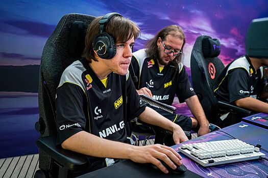 NAVI вылетела с The International 2025 по Dota 2 — команда заняла 14–15-е место