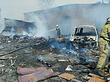 Склад макулатуры вспыхнул в Новокузнецке