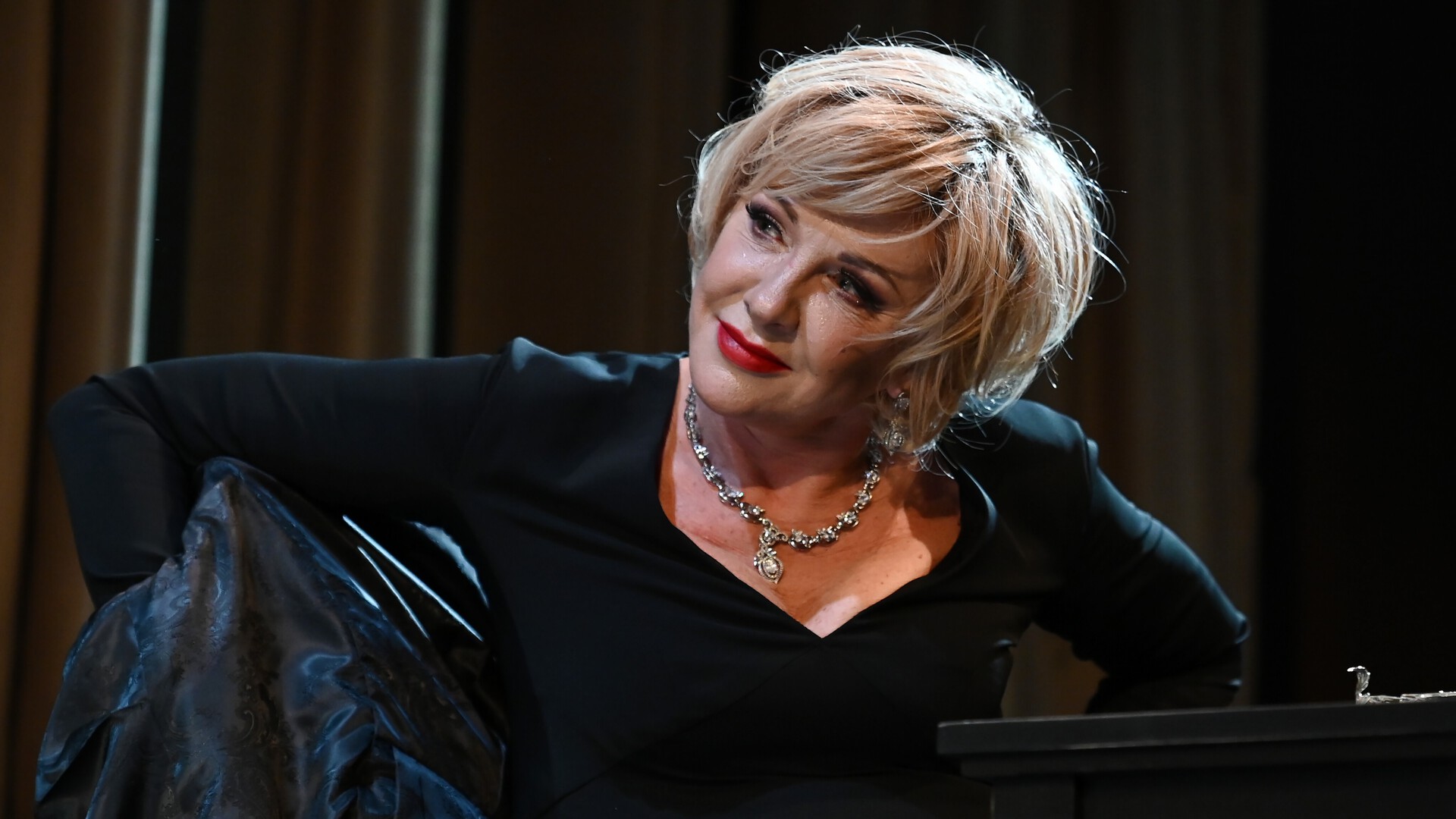 Скандалы сына и клиническая смерть: судьба Елены Яковлевой