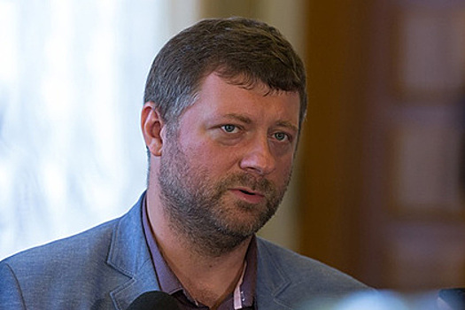 Партия Зеленского отказалась признать потерю лидирующей позиции в рейтинге