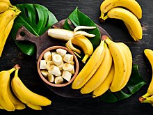 Диетолог рекомендовала есть бананы при склонности к отекам