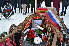 С погибшим на Украине Алексеем Чистяковым простились в Тонкинском районе