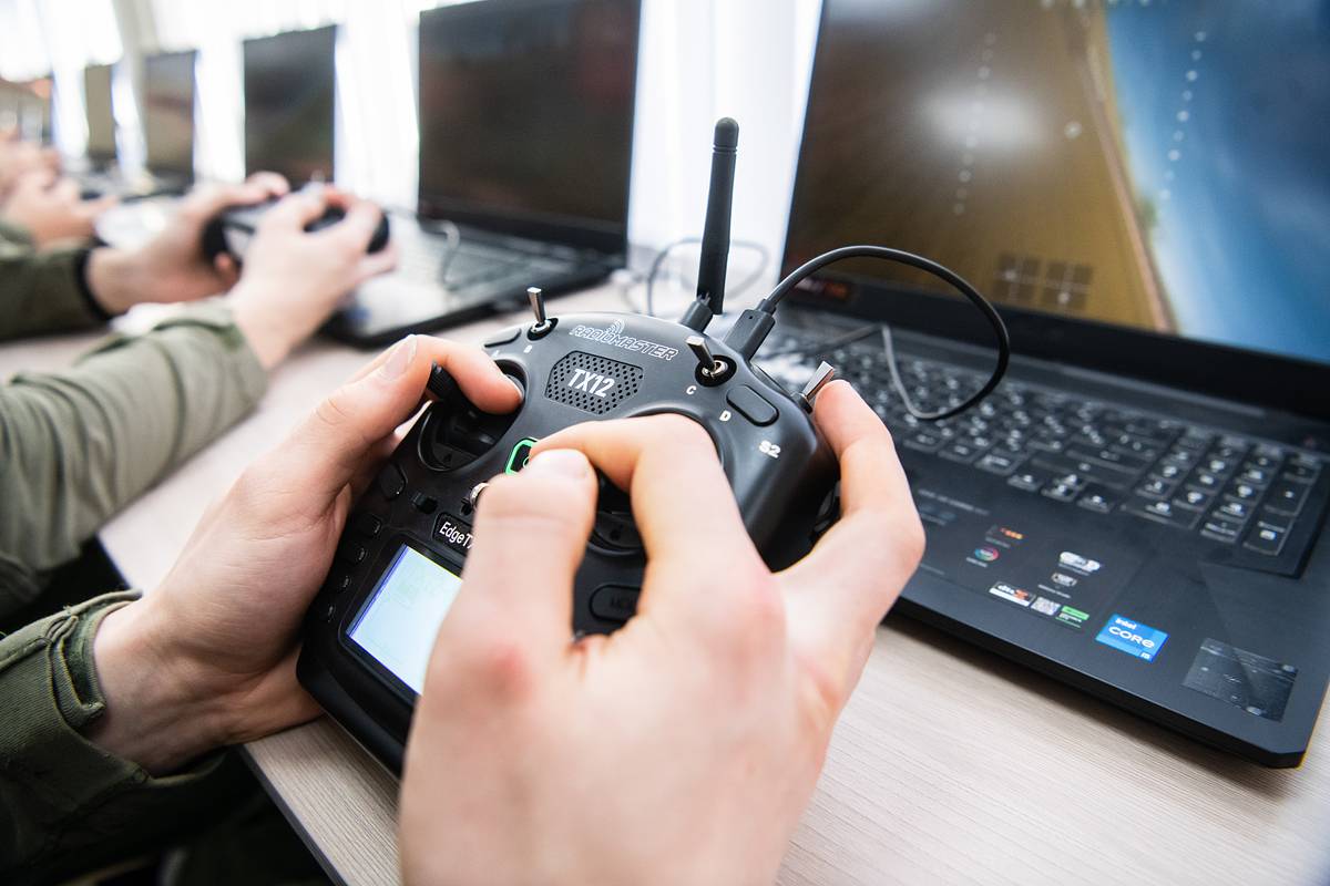 Российские военные получат тяжелые дроны Кощей