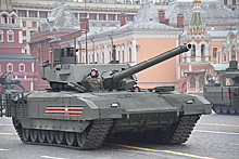 Поставки первых серийных танков "Армата" в армию начнутся в 2022 году