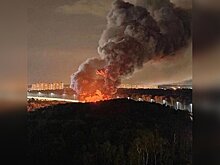 В Одинцове загорелся склад на площади 2000 квадратных метров