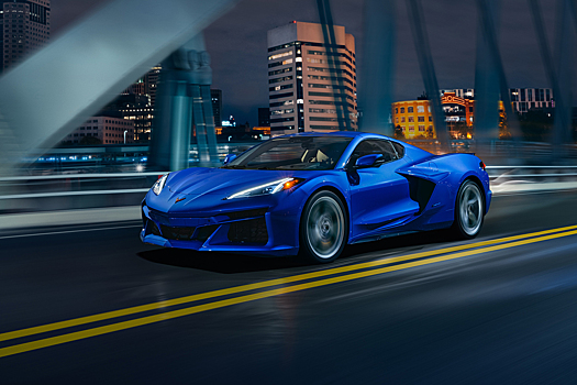 Первый выпущенный полноприводный Chevrolet Corvette уйдет с молотка