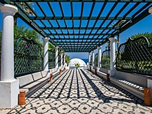 Греция ускоряет открытие границ и планирует принять туристов уже на следующей неделе