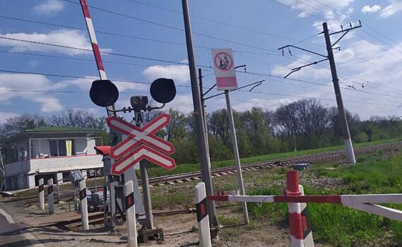 В Курской области на сутки перекрыли проезд через железнодорожный переезд Курск – Ноздрачево