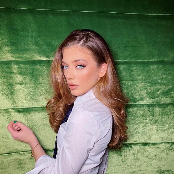 Карина Каитова.