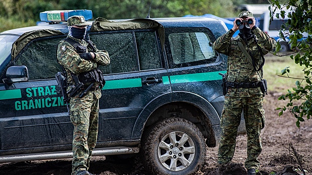 Погранцы-разбойники: как Европа начала войну с российскими авто и косметичками