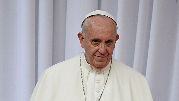 Папа Римский Франциск попросил прощения у коренных жителей Канады
