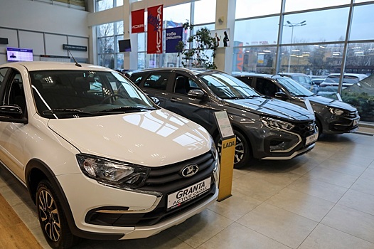 Продажи новых авто Lada снизились