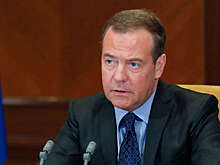 Медведев высказался о партнерстве с США по космической станции РФ: "как от козла молока"