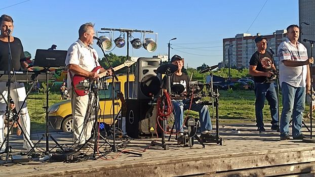 Около 2000 человек этим летом посетили «Танцплощадку» во Фрязиновском парке Вологды