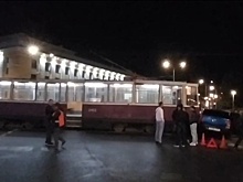 Один человек пострадал при столкновении машины с трамваем напротив ДК ГАЗ в Нижнем Новгороде