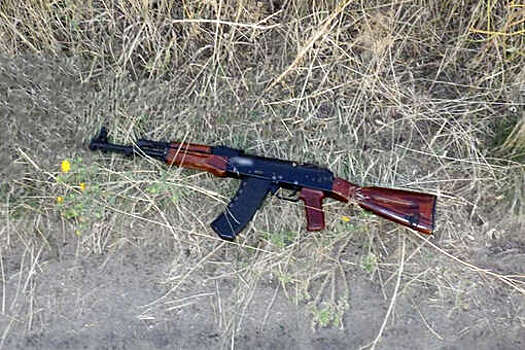 В Тюмени у здания жилого комплекса раздались автоматные очереди