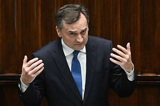 Сейм Польши дал согласие на арест сбежавшего в Венгрию экс-главы Минюста Зёбро