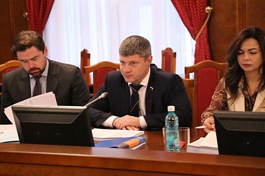 Депутаты Новосибирской области оценили эффективность госпрограмм