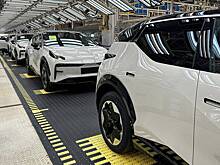 Geely отказал россиянину в замене окна на новом авто за два миллиона