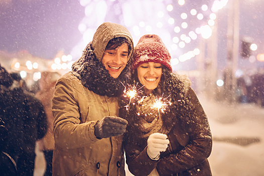 Названы самые популярные города для встречи 2023 года