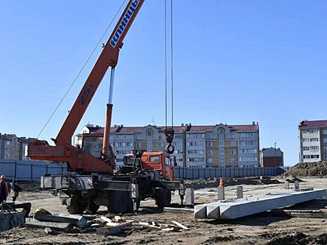 В Омске начали достраивать школу в микрорайоне Ясная Поляна