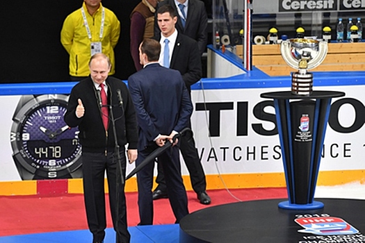 Путин лично  поздравил сборную Канады с победой на ЧМ по хокккею