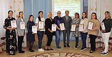 Коллективы 29 детсадов в Екатеринбурге получили торты от депутата Зяблицева