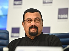 Дело прошлое: Сигалу простили изнасилование