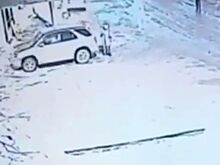 Внедорожник трижды переехал пенсионерку под Якутском