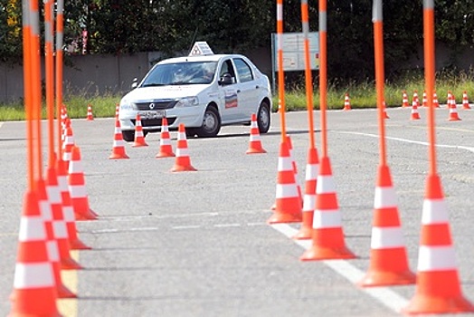 Новые правила сдачи экзамена на водительские права введут в РФ с 1 апреля 2021 года
