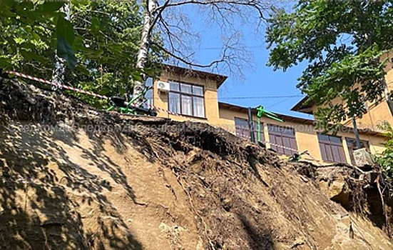 Что известно об обвале скалы в Кисловодске