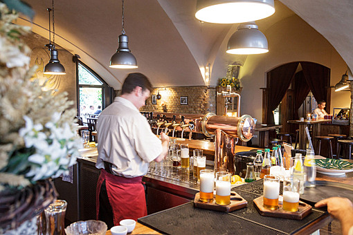 Заглавное изображение Ресторан Brauhaus Lemke на Лузиенплац