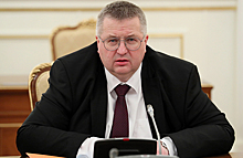 Вице-премьер Алексей Оверчук пострадал в ДТП на Кутузовском проспекте
