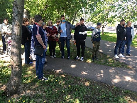 Глава управы Алтуфьевского района осмотрел несколько дворов на субботнем обходе