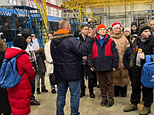 СВАРЗ провел экскурсию по заводу для детей и родителей