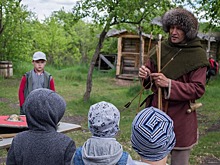Дети со "Спутником" путешествуют во времени