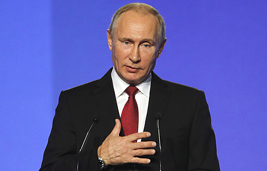 Путин выделил социально значимым НКО 8 млрд рублей
