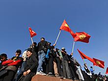 Стрельба на митинге: революция в Киргизии сворачивает не туда