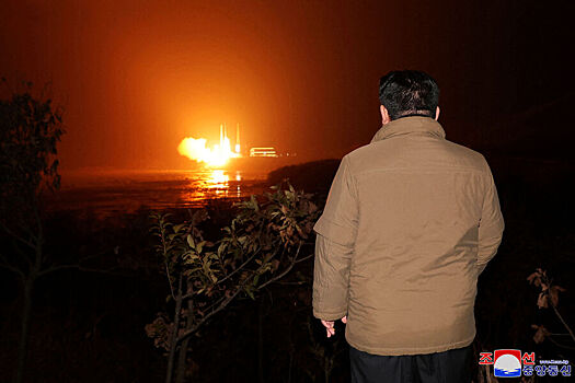 Военный эксперт объяснил, зачем Северная Корея испытывает новые ракеты