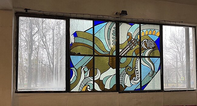 Витражи Республиканского колледжа культуры в Ижевске планируют заменить на пластиковые окна