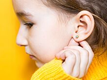 Почему ни в коем случае нельзя прокалывать детям уши пистолетом