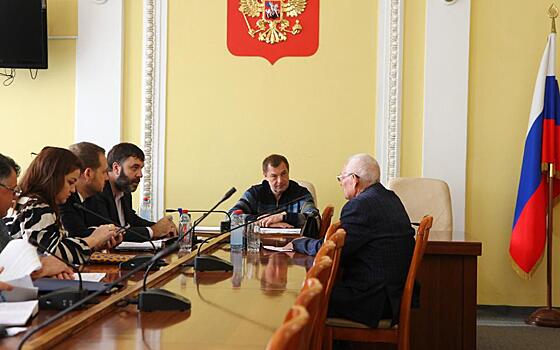 Жильцы улицы Гагарина захотели огородить проезд бетонными блоками