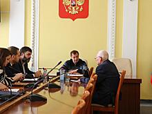 Жильцы улицы Гагарина захотели огородить проезд бетонными блоками