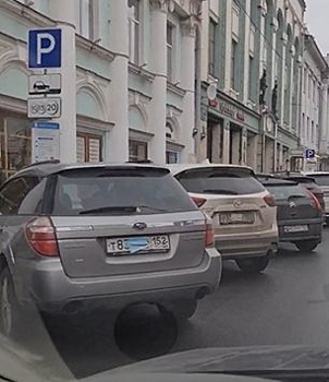 Нижегородцы заклеивают номера, чтобы избежать штрафов на платных парковках