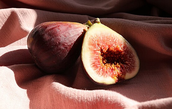 Правда ли, что внутри инжиров иногда попадаются мертвые осы?