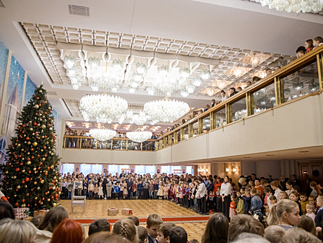 Губернаторские ёлки посетят более 17 тысяч детей