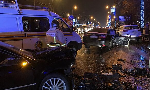 Клинские спасатели провели деблокировку пострадавшего в ДТП