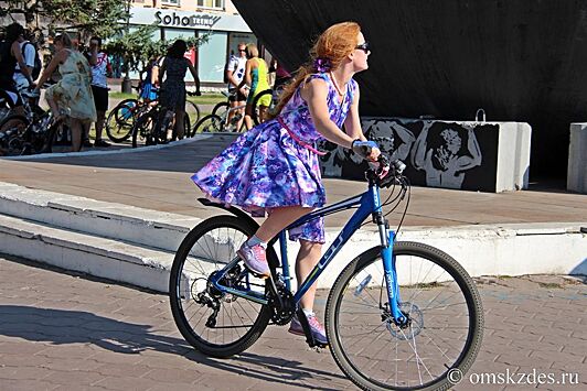 Все леди, на велосипеды! В Омске состоится необычный велопарад