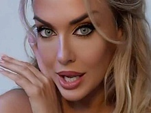 Бывшая солистка группы Hi-Fi задумалась о пластике